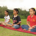 Kids Meditating